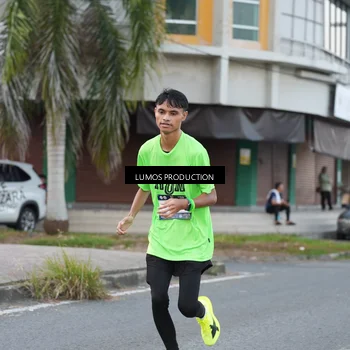 Runner Photo 7996089