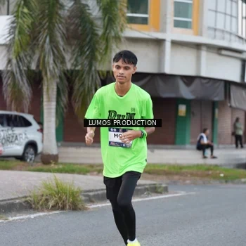Runner Photo 7996091