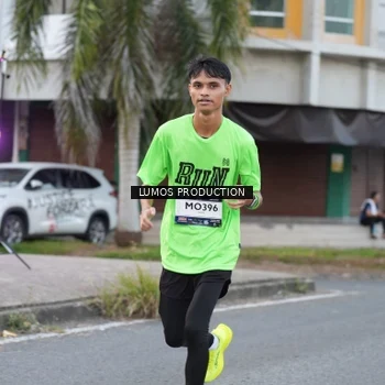 Runner Photo 7996093