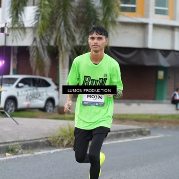 Runner Photo 7996096