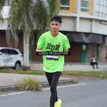 Runner Photo 7996099