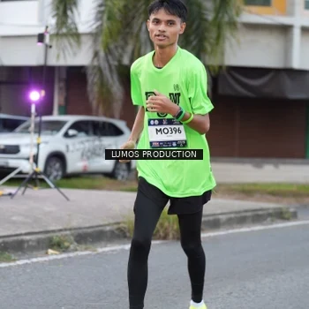 Runner Photo 7996102