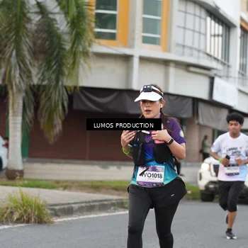 Runner Photo 7996122