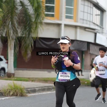 Runner Photo 7996126
