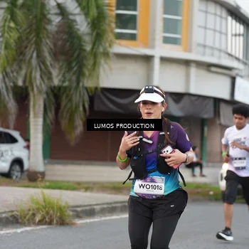 Runner Photo 7996129