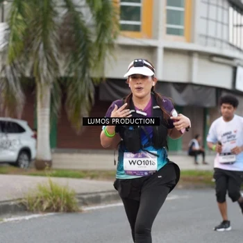 Runner Photo 7996134