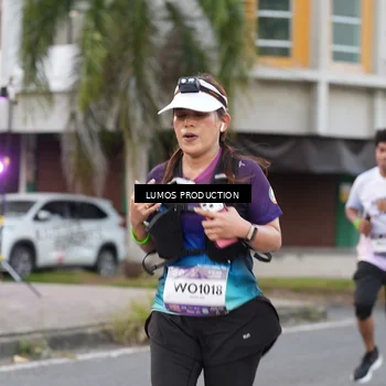 Runner Photo 7996140
