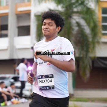 Runner Photo 7996155