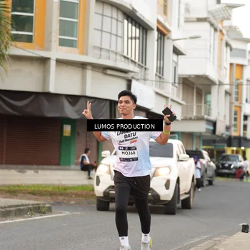 Runner Photo 7996175