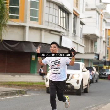 Runner Photo 7996180