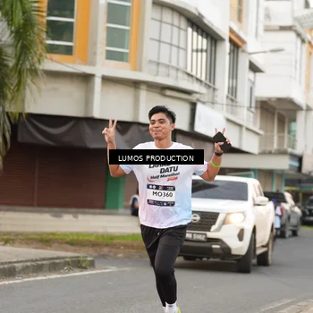 Runner Photo 7996183