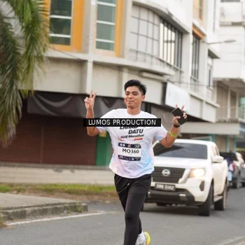 Runner Photo 7996188