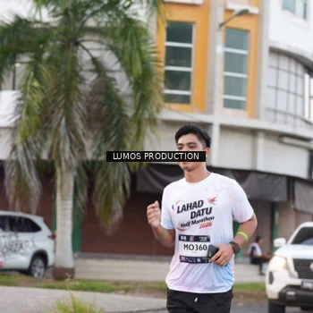 Runner Photo 7996189