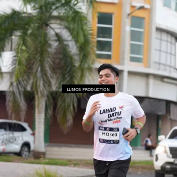 Runner Photo 7996190