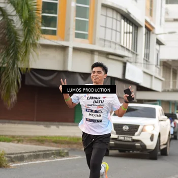 Runner Photo 7996191