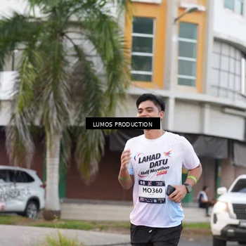 Runner Photo 7996193