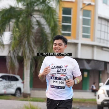 Runner Photo 7996195