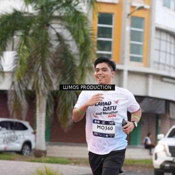 Runner Photo 7996196