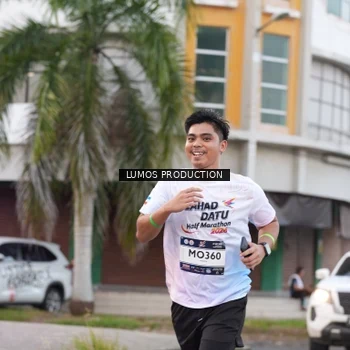 Runner Photo 7996199