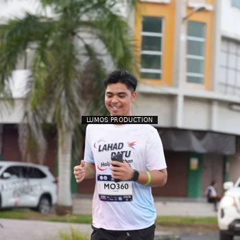 Runner Photo 7996203