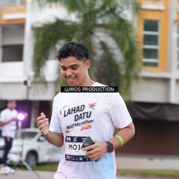 Runner Photo 7996210