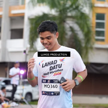 Runner Photo 7996214
