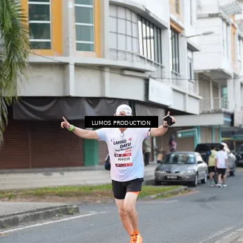 Runner Photo 7996228
