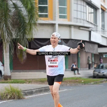 Runner Photo 7996253