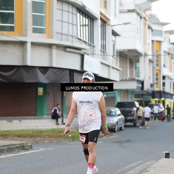 Runner Photo 7996262