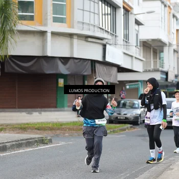 Runner Photo 7996429