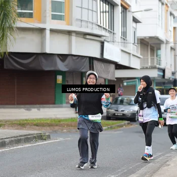 Runner Photo 7996434