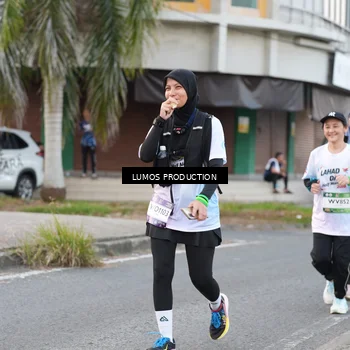 Runner Photo 7996441