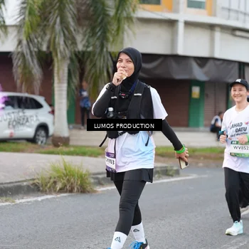 Runner Photo 7996455