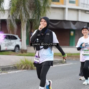 Runner Photo 7996457