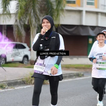 Runner Photo 7996463