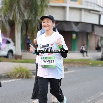 Runner Photo 7996472