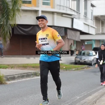 Runner Photo 7996478