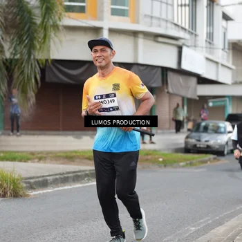 Runner Photo 7996483