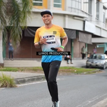 Runner Photo 7996485