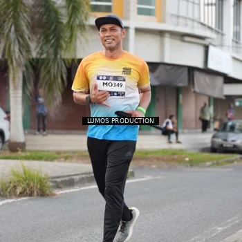Runner Photo 7996490