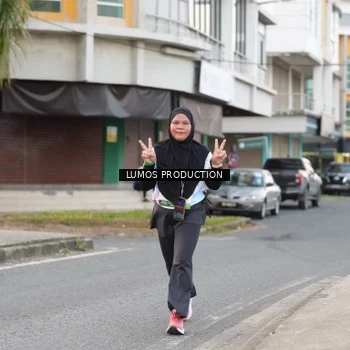 Runner Photo 7996491