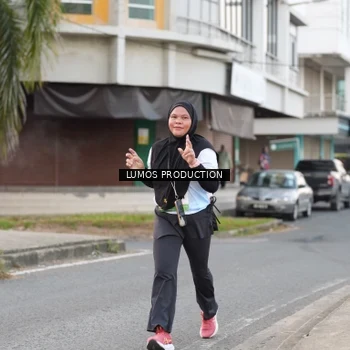 Runner Photo 7996502
