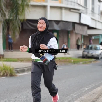 Runner Photo 7996513