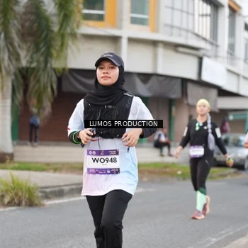 Runner Photo 7996530