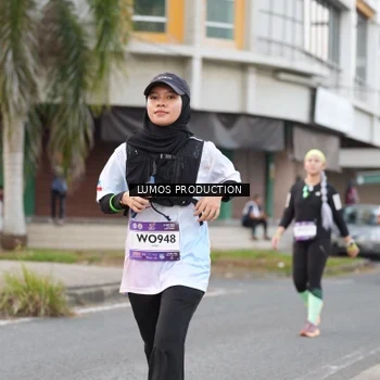 Runner Photo 7996536