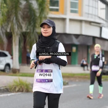 Runner Photo 7996540