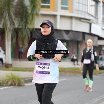 Runner Photo 7996541