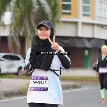 Runner Photo 7996549