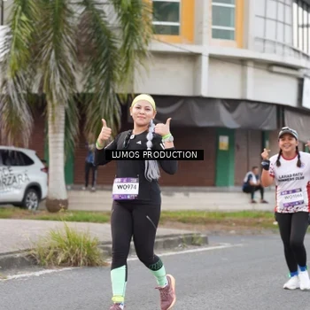 Runner Photo 7996562
