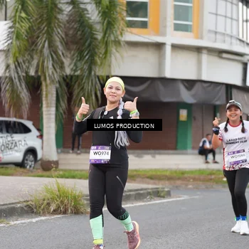 Runner Photo 7996563